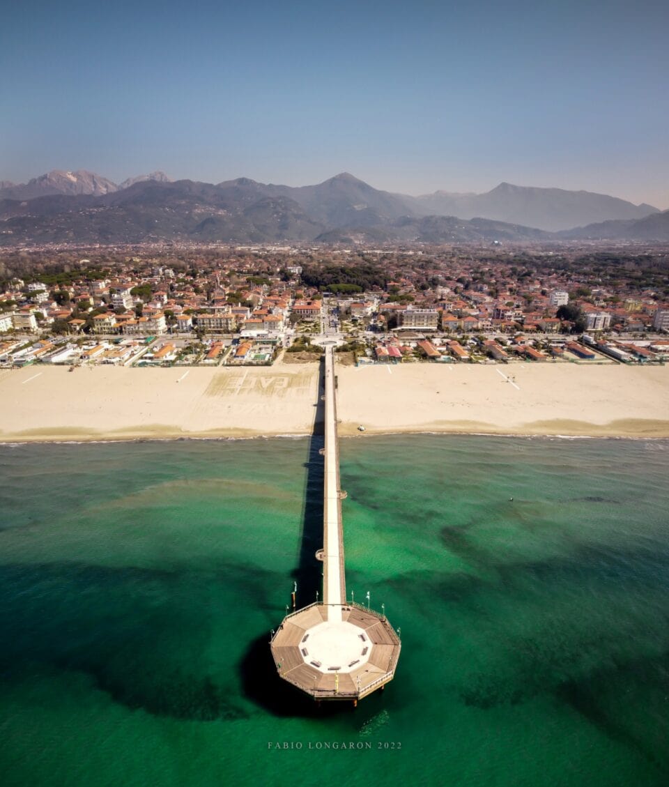 Veduta Aerea Del Pontile Di Marina Di Pietrasanta, Tonfano